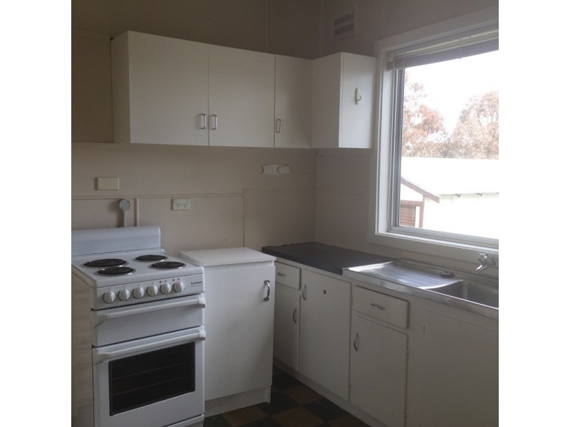 6 Foster Street, Goulburn NSW 2580