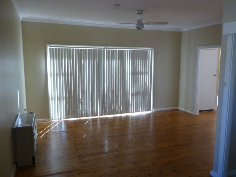 4 Neville Street, Goulburn NSW 2580