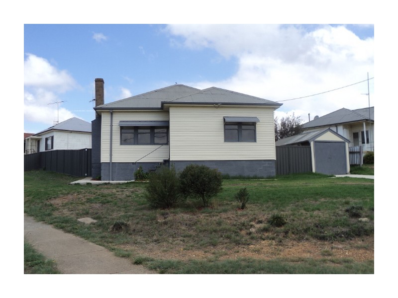 2 Hill Street, Goulburn NSW 2580