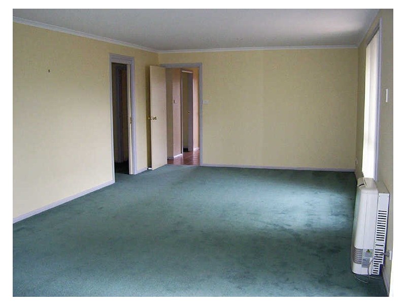 13 Ivy Lea Place, Goulburn NSW 2580