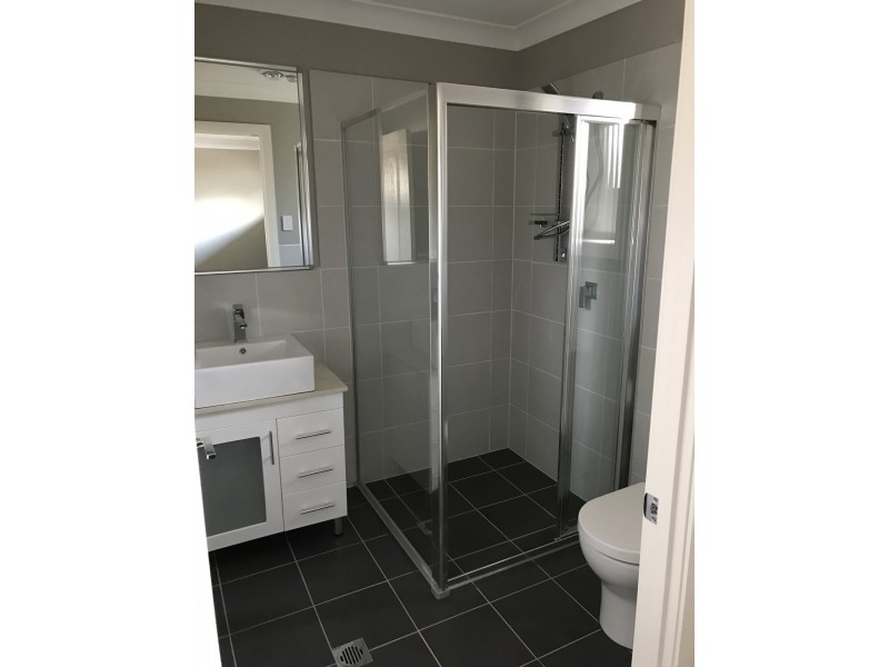 8B Swan Loop, Goulburn NSW 2580