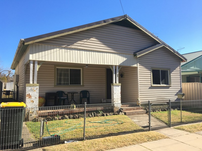 56 Avoca Street, Goulburn NSW 2580