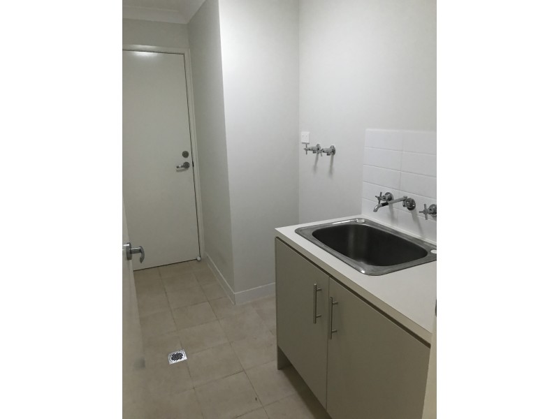 7 McAlroy Place, Goulburn NSW 2580