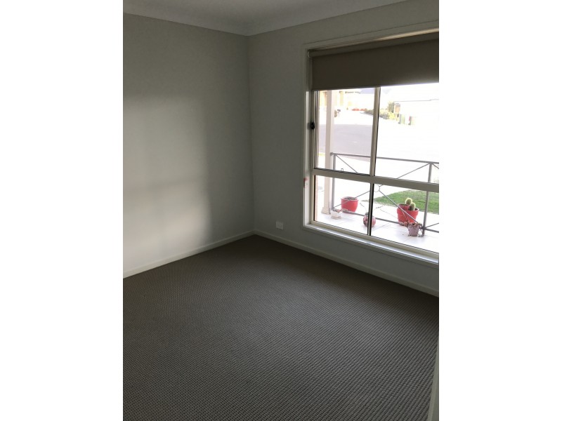 7 McAlroy Place, Goulburn NSW 2580