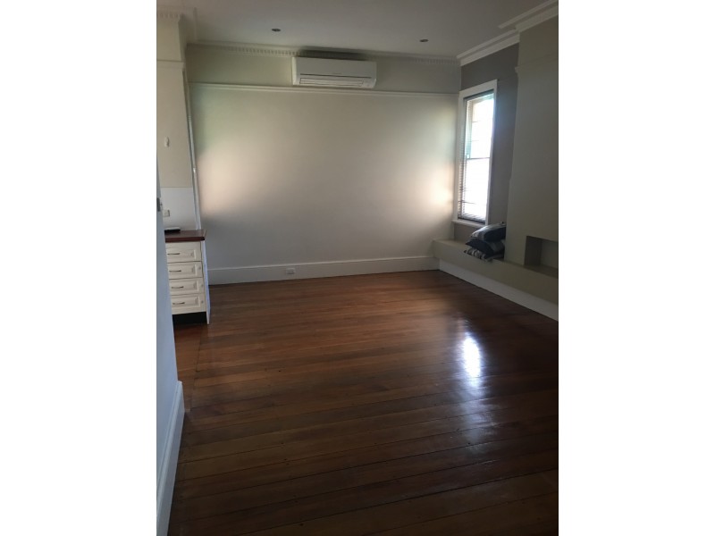 130b Clifford Street, Goulburn NSW 2580