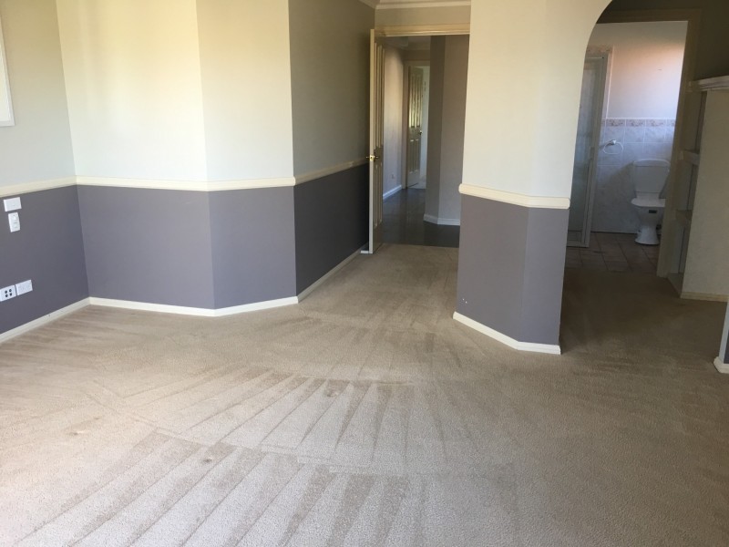 4 Paradise Place, Goulburn NSW 2580