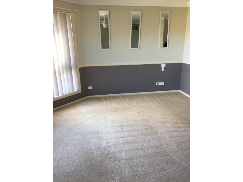 4 Paradise Place, Goulburn NSW 2580