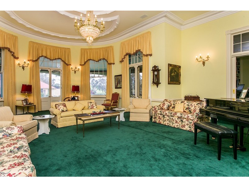 273 Linden Road, Harden NSW 2587