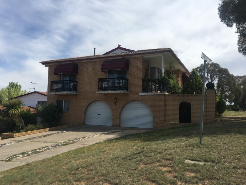 10 Yarrowlow Street, Goulburn NSW 2580