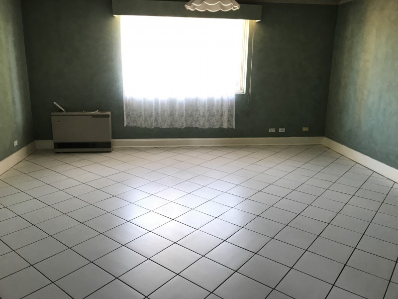 10 Yarrowlow Street, Goulburn NSW 2580