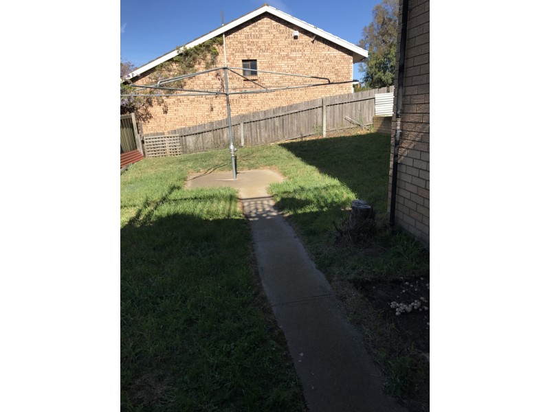 10 Yarrowlow Street, Goulburn NSW 2580