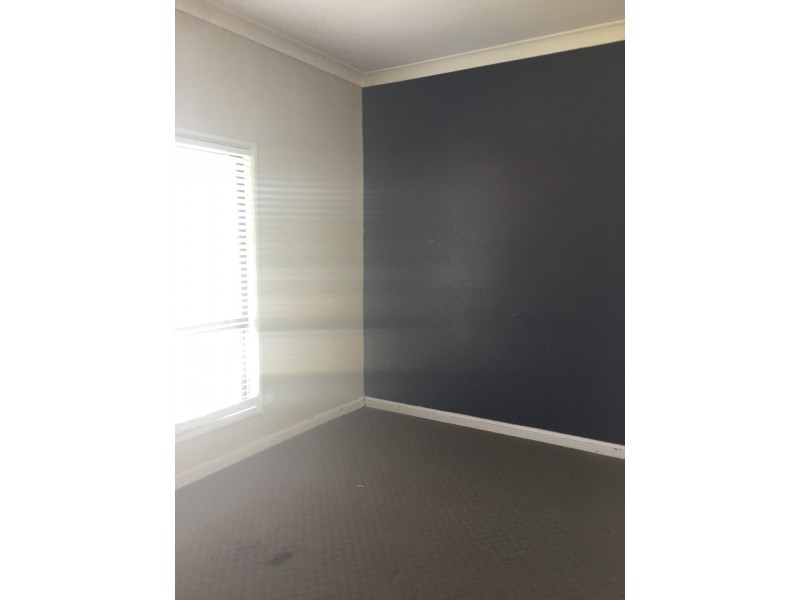 12 Cressy Street, Goulburn NSW 2580