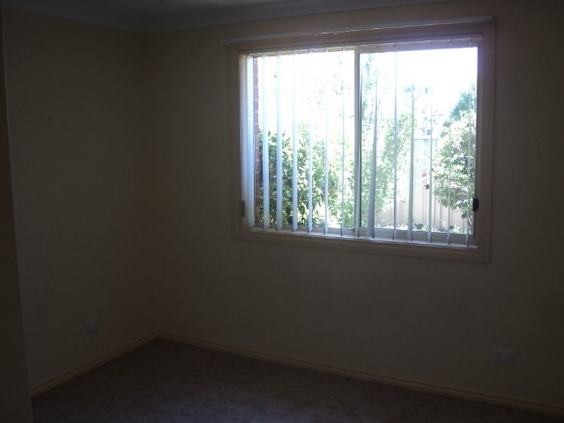 10 Beverly Close, Goulburn NSW 2580