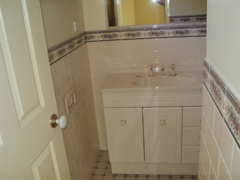 10 Beverly Close, Goulburn NSW 2580