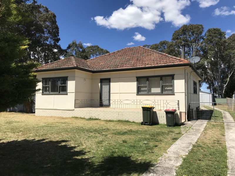 24 Goulburn Street, Marulan NSW 2579