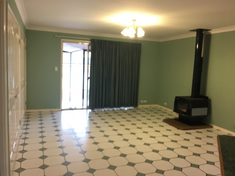 27 Constantina Circuit, Goulburn NSW 2580