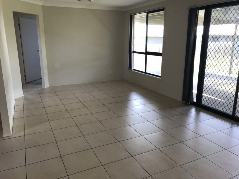 17 Monastery Drive, Goulburn NSW 2580