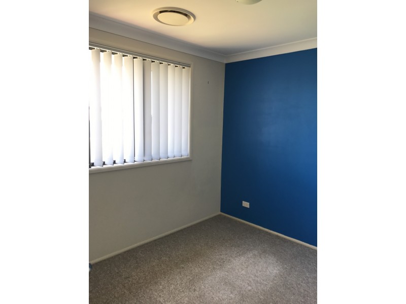 17 Monastery Drive, Goulburn NSW 2580