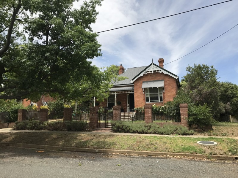 28 Hurst Street, Goulburn NSW 2580