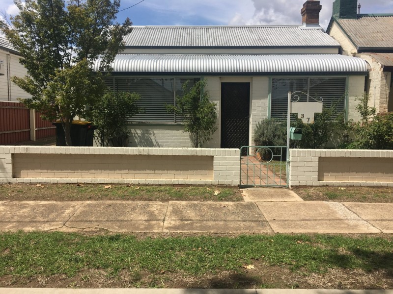 37 Joshua Street, Goulburn NSW 2580