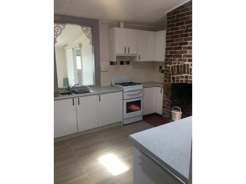 37 Joshua Street, Goulburn NSW 2580