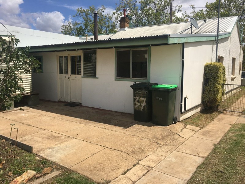 37 Joshua Street, Goulburn NSW 2580