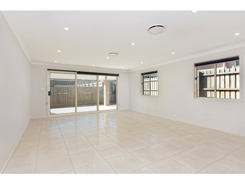 5 McAlroy Place, Goulburn NSW 2580