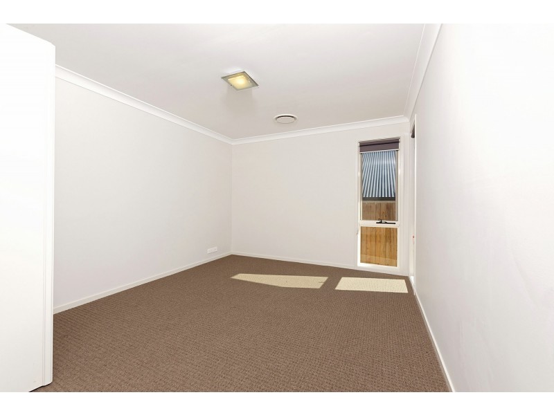 5 McAlroy Place, Goulburn NSW 2580