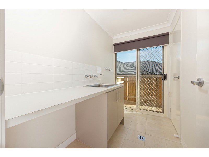 5 McAlroy Place, Goulburn NSW 2580
