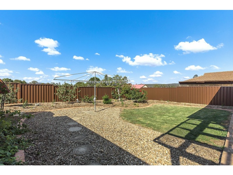 11 Grant Parade, Goulburn NSW 2580