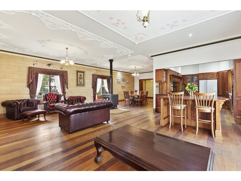 13 Short St, Collector NSW 2581