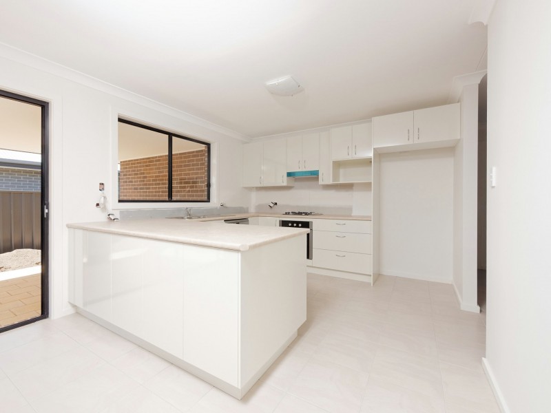 7 Huxtable Place, Goulburn NSW 2580