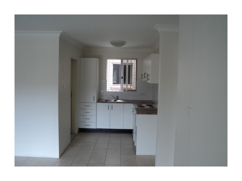 2/6 Albion Street, Goulburn NSW 2580