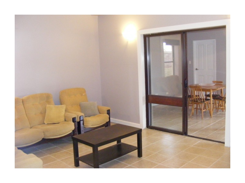 18 Auburn Street, Goulburn NSW 2580