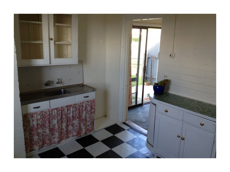 27 Auburn Street, Goulburn NSW 2580