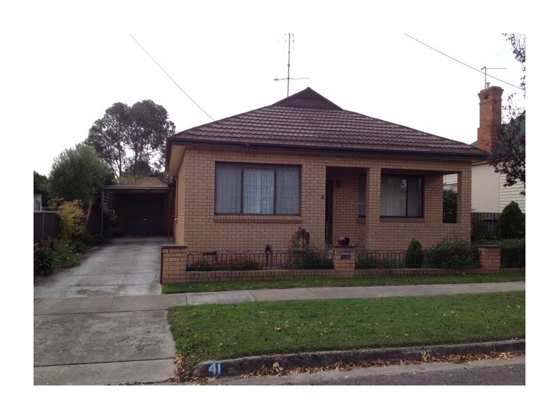 41 Opal Street, Goulburn NSW 2580