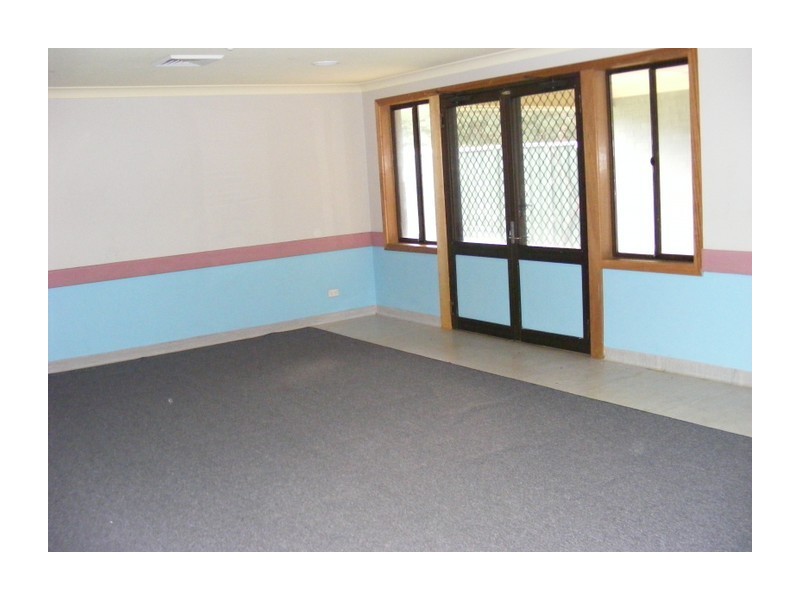 Villa 3 an Wollondilly Avenue, Goulburn NSW 2580