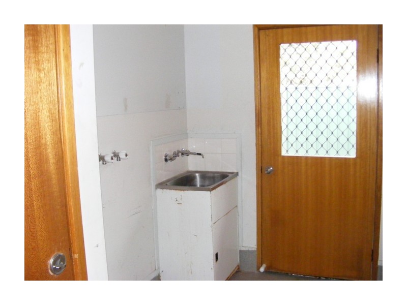 Villa 3 an Wollondilly Avenue, Goulburn NSW 2580