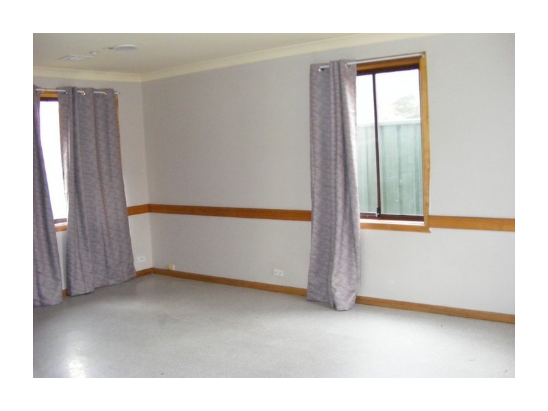 Villa 3 an Wollondilly Avenue, Goulburn NSW 2580