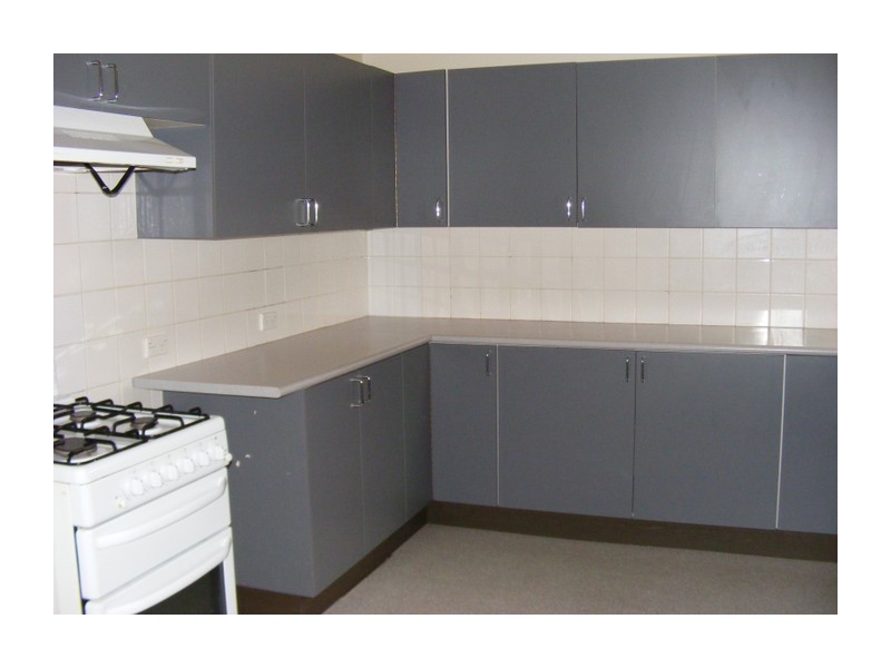 Villa 3 an Wollondilly Avenue, Goulburn NSW 2580