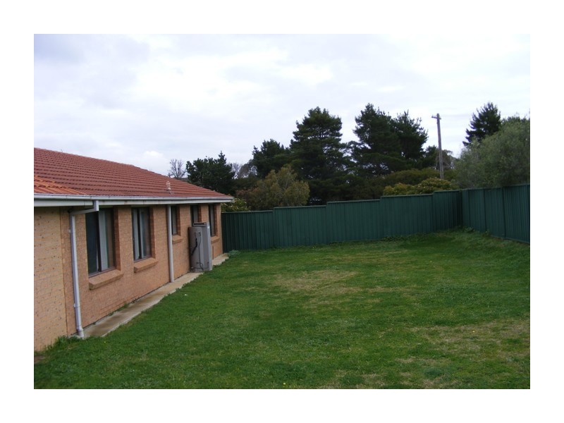 Villa 3 an Wollondilly Avenue, Goulburn NSW 2580