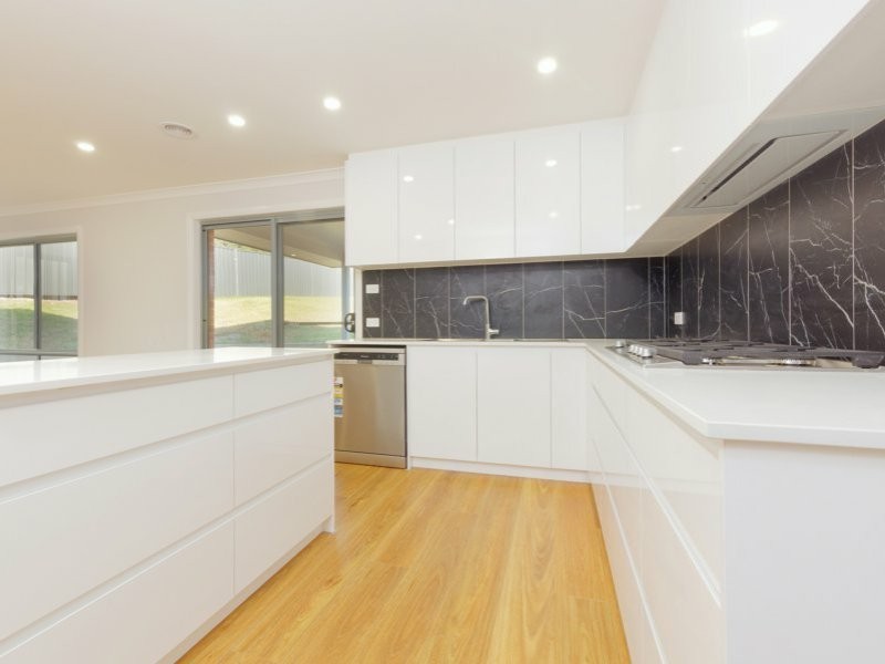 26 McGrath Place, Goulburn NSW 2580