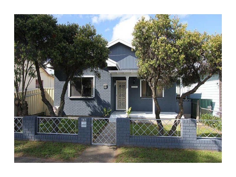 141 Clinton Street, Goulburn NSW 2580