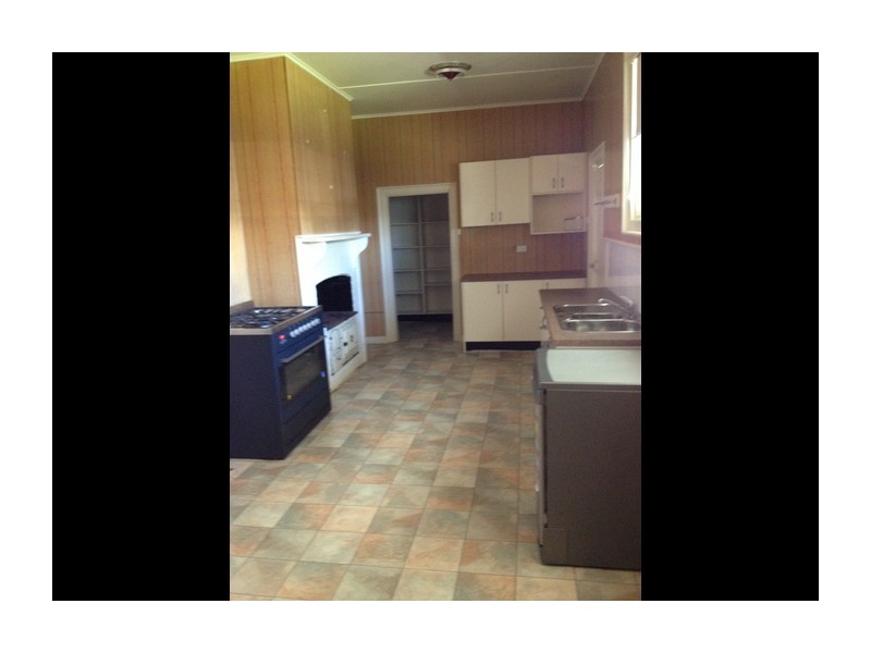 63 Bradley Street, Goulburn NSW 2580