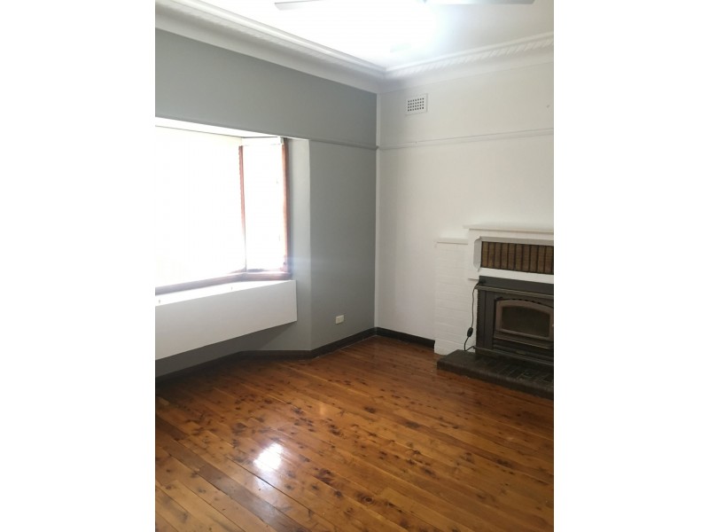 35 Deccan Street, Goulburn NSW 2580