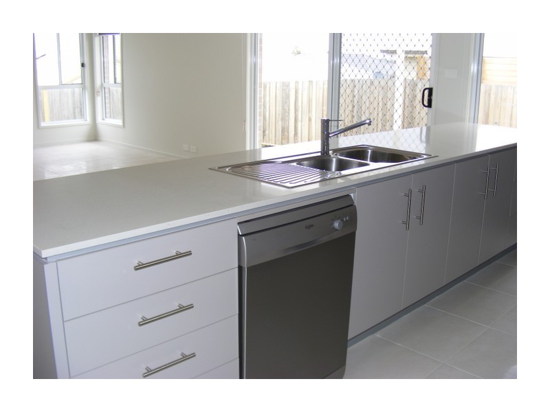 16 Walsh Drive, Goulburn NSW 2580