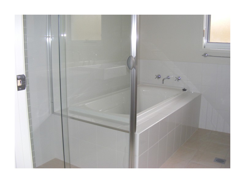 16 Walsh Drive, Goulburn NSW 2580