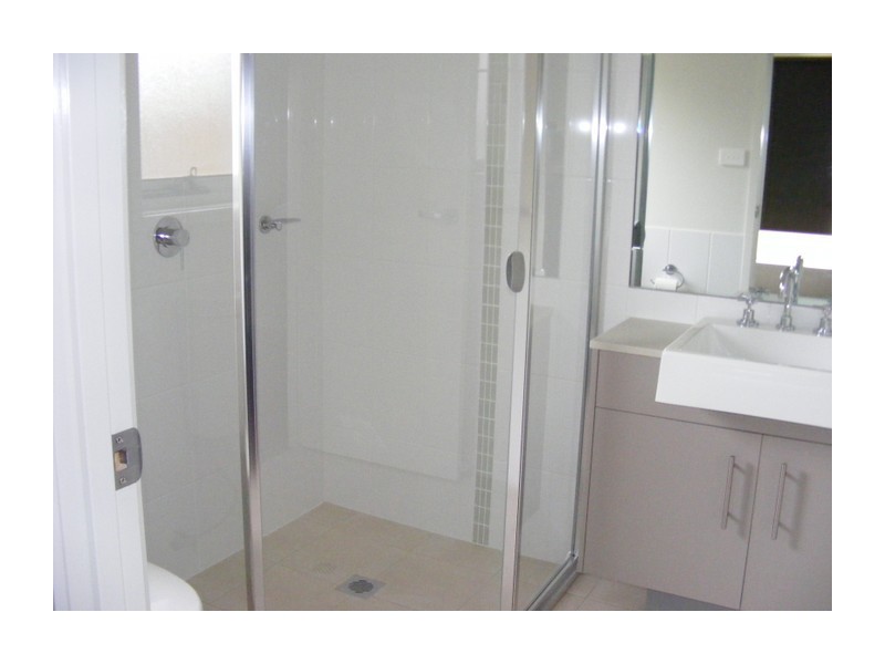 16 Walsh Drive, Goulburn NSW 2580