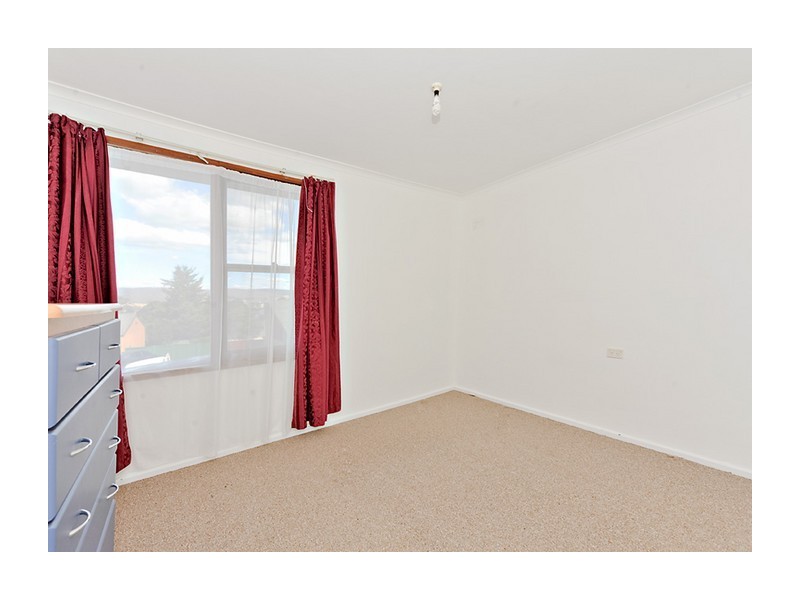 12 Teece Place, Goulburn NSW 2580