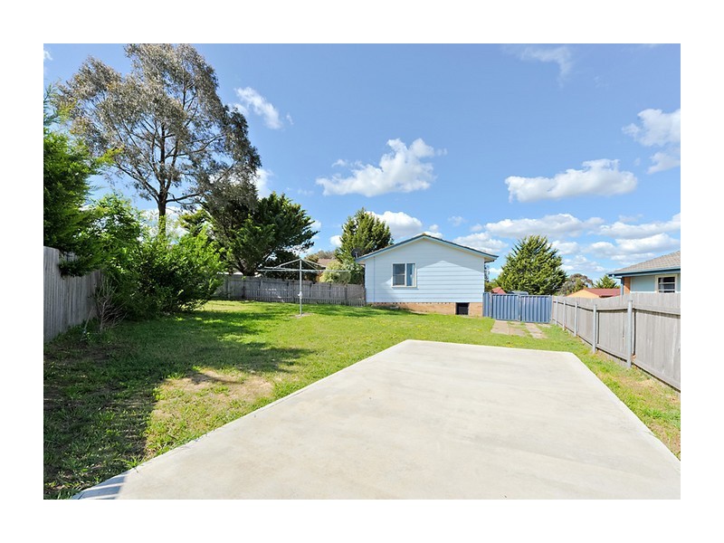 12 Teece Place, Goulburn NSW 2580